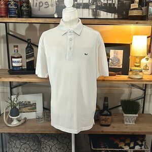 Vineyard Vines performance Polo Size M
